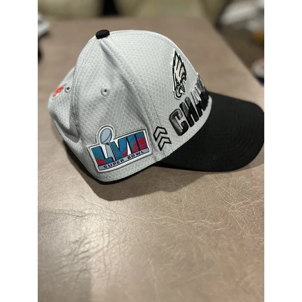 New Era Snap Back Philadelphia Eagles Conference‎ Champion Hat Black And Gray